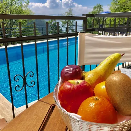 Appartamento Residenza Ai Ronchi 3 4 7 8 Maccagno