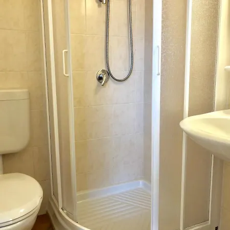 Residenza Ai Ronchi 3 4 7 8 דירה